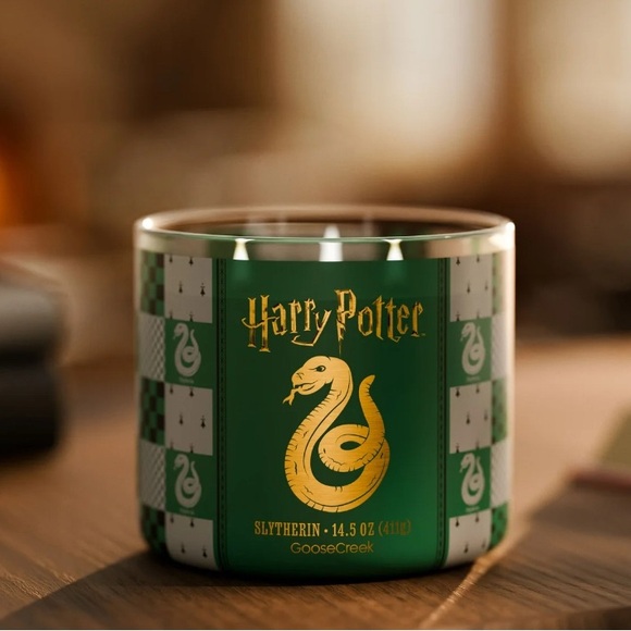Harry Potter Slytherin 3-Wick Candle by Goose Creek 14.5 oz NEW - Picture 10 of 15
